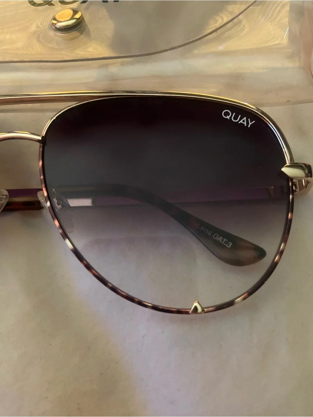 Quay Australia high key Rivet Tortoise frames